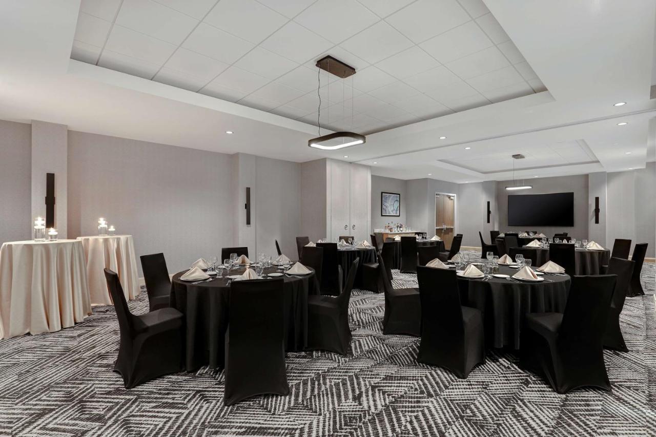 Hyatt Place West Hotel 3*